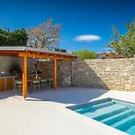 بيت للعطل Casa Juno بوريتش